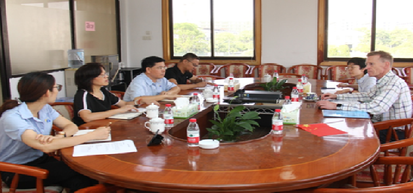 S306客戶總經(jīng)理Hans到漓佳參觀交流